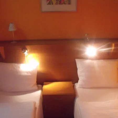 Abádszalóki Vitorlás