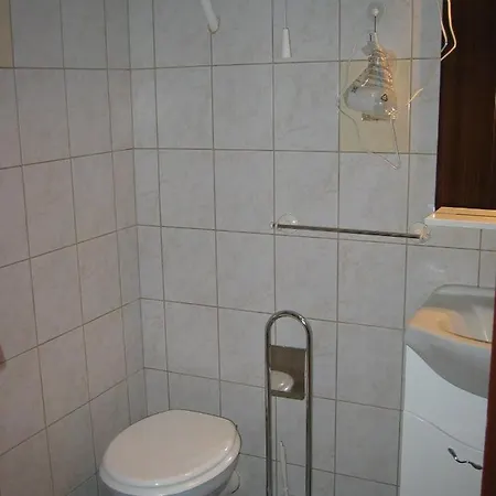 Abadszaloki Vitorlas Vendeghaz *