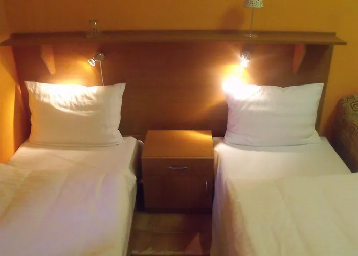 Abadszaloki Vitorlas Vendeghaz Guest house Abadszalok