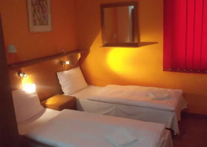 Abadszaloki Vitorlas Vendeghaz Guest house *